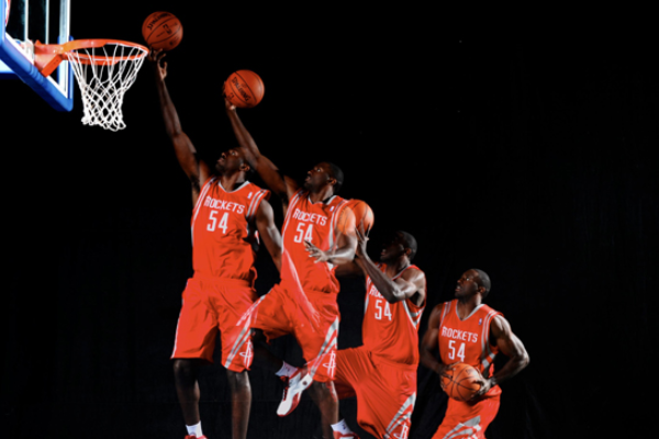 三步上籃動作要領(lǐng)是什么？