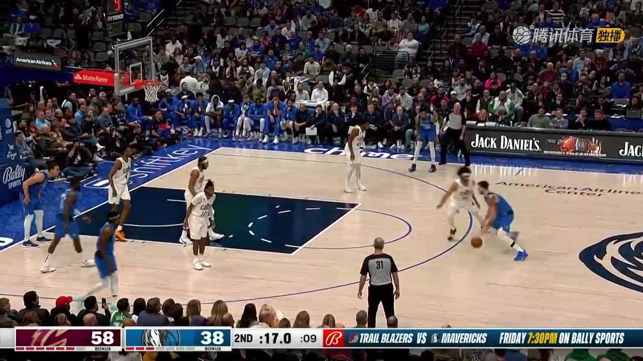 魔術(shù)師附體！東契奇神仙不看人背傳 畢竟周最佳助攻TOP10！